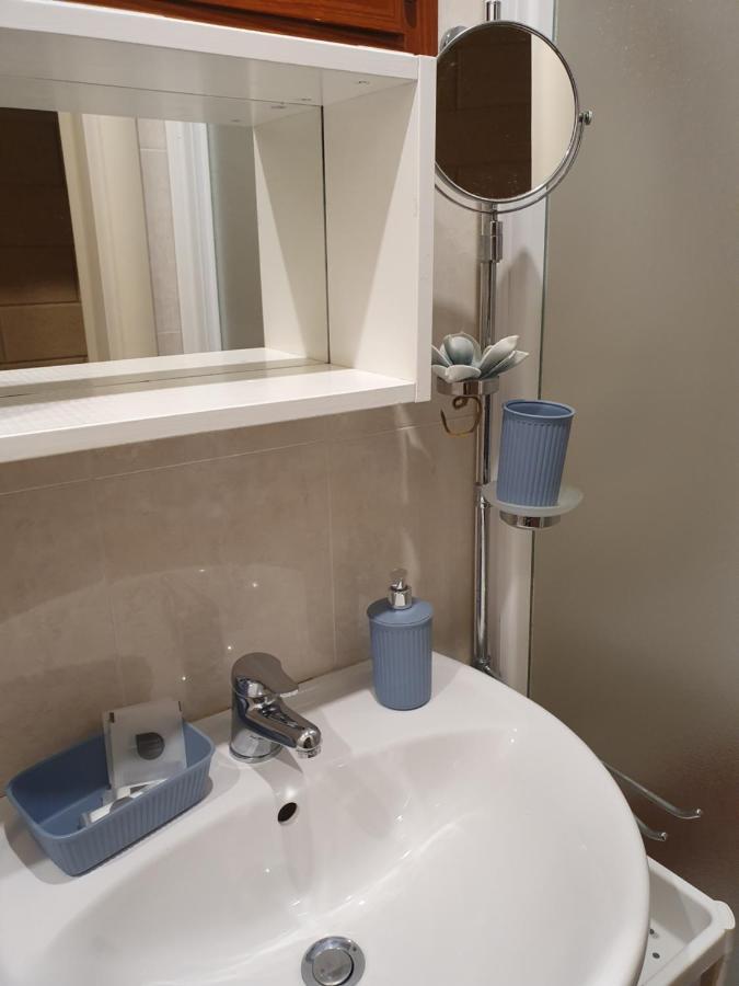 La Dimora Di Don Vito - Appartamento Confortevole บารี ภายนอก รูปภาพ