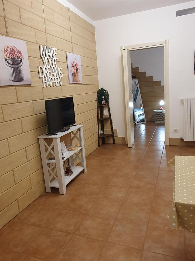 La Dimora Di Don Vito - Appartamento Confortevole บารี ภายนอก รูปภาพ
