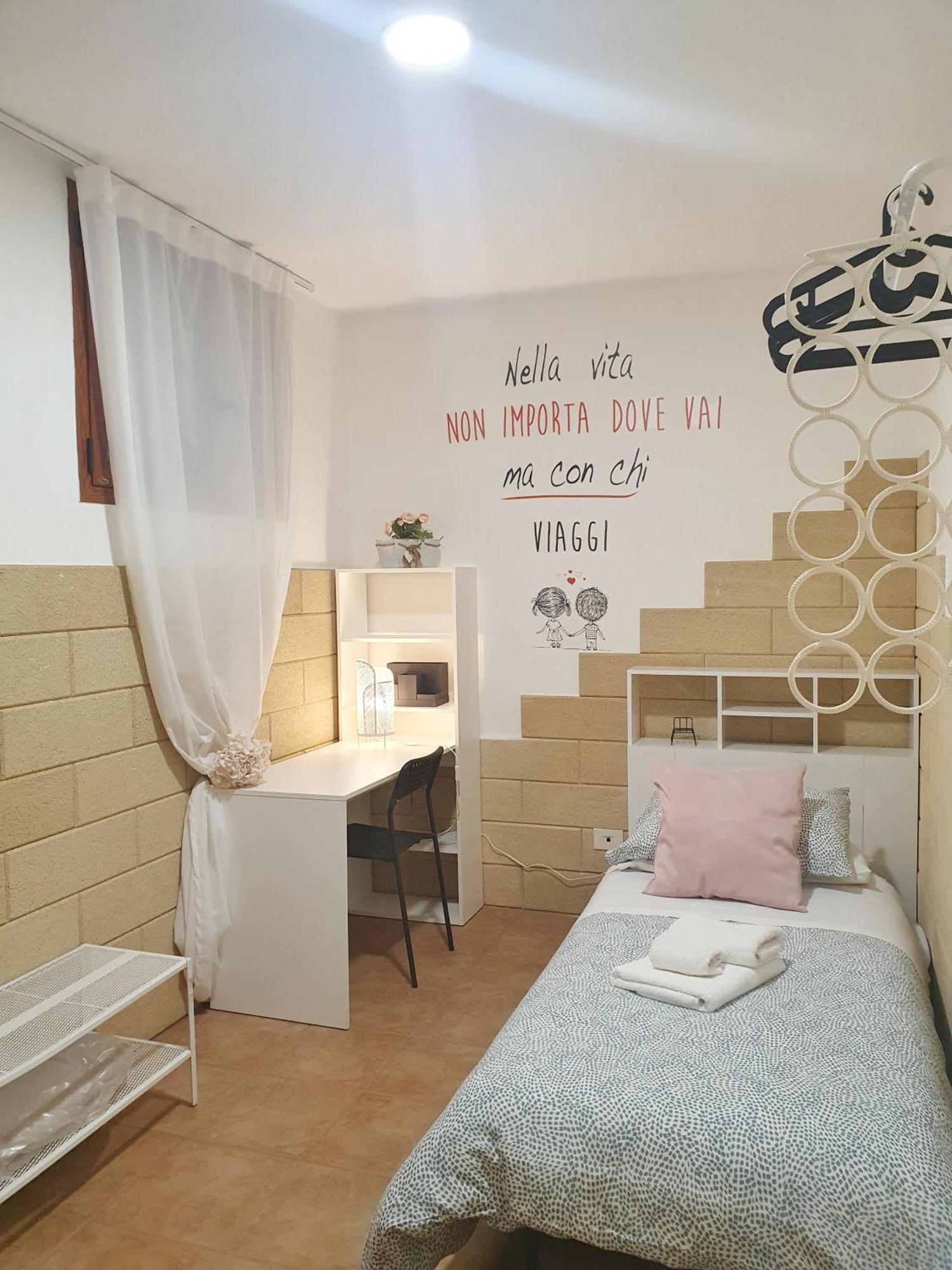 La Dimora Di Don Vito - Appartamento Confortevole บารี ภายนอก รูปภาพ