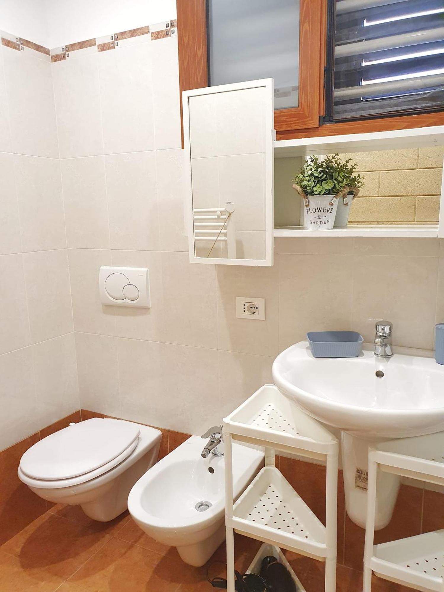 La Dimora Di Don Vito - Appartamento Confortevole บารี ภายนอก รูปภาพ